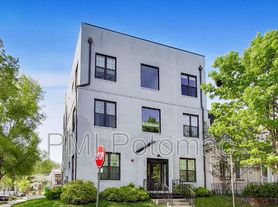 1839 D St NE, Washington, DC
