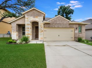 5818 Quiet Glen Dr, San Antonio, TX 78240