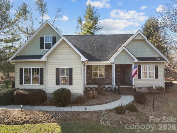 188 Solomons Cove Rd, Flat Rock, NC 28731