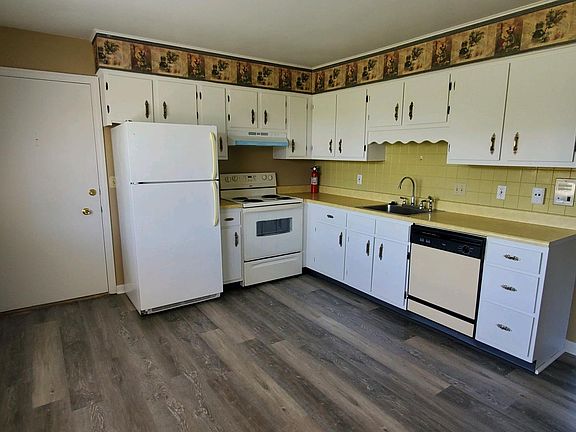 4th image of 4533 Hemmeter Ct