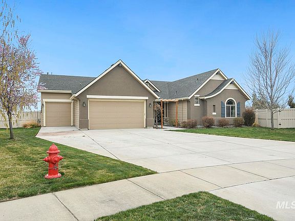 2nd image of 1288 Big Horn Ct