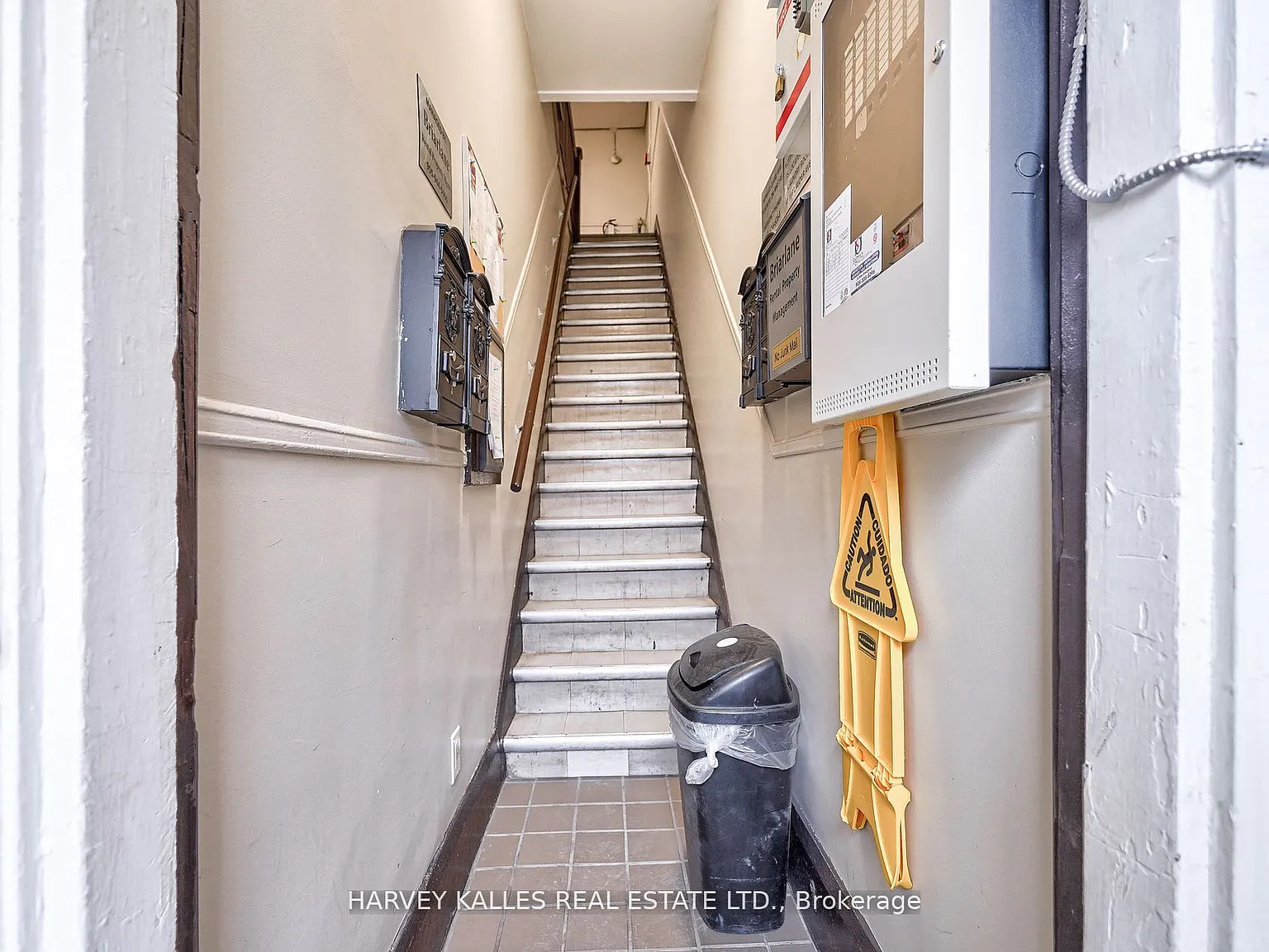 2 bed, $2,600 — Photo 4