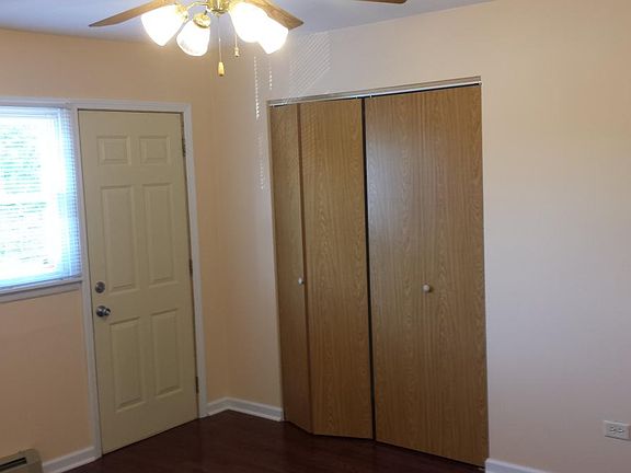 4th image of 1035 Warner Ave APT 9
