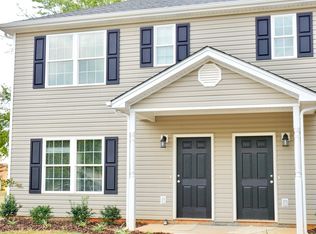 747 Old Graves Mill Rd, Lynchburg, VA 24502