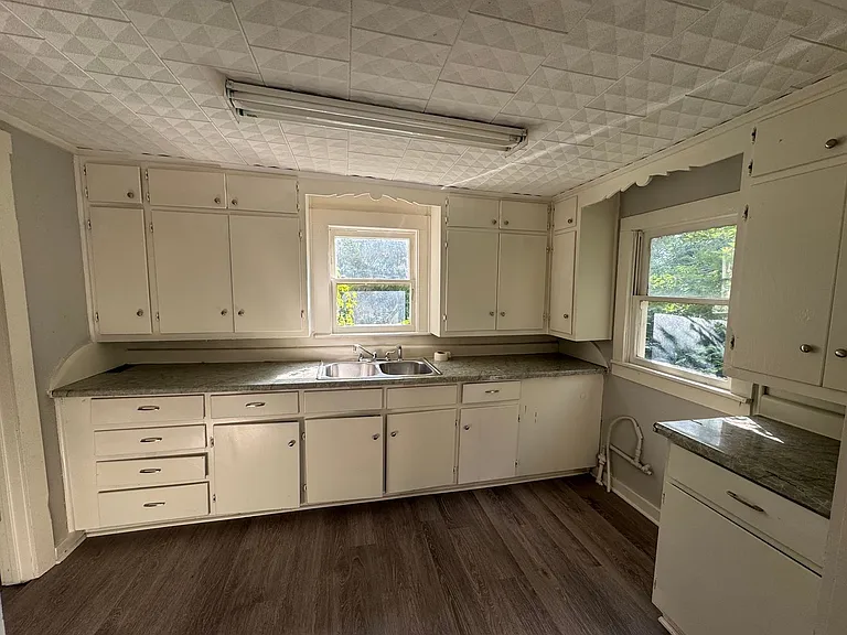 13700 Woodway Dr — Photo 6