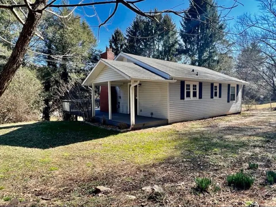 1st image of 126 Chunns Cove Rd