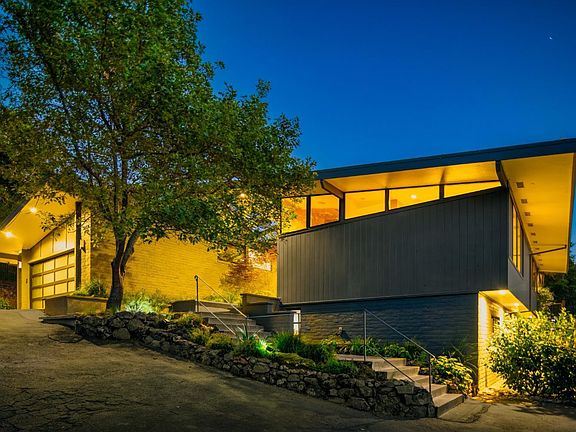 2nd image of 305 Ashlar Drive