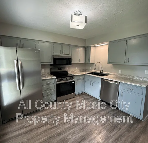 3104 Brickdale Ln #A — Photo 2