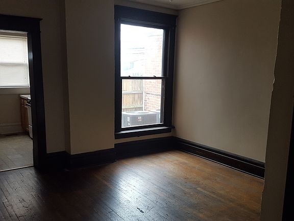 5th image of 2421 N High St APT 7