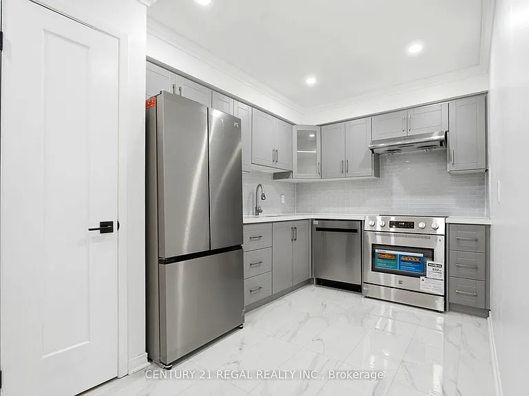 56 Michener Ct — Photo 12