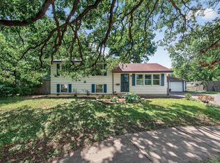 4725 W 110th St, Bloomington, MN 55437