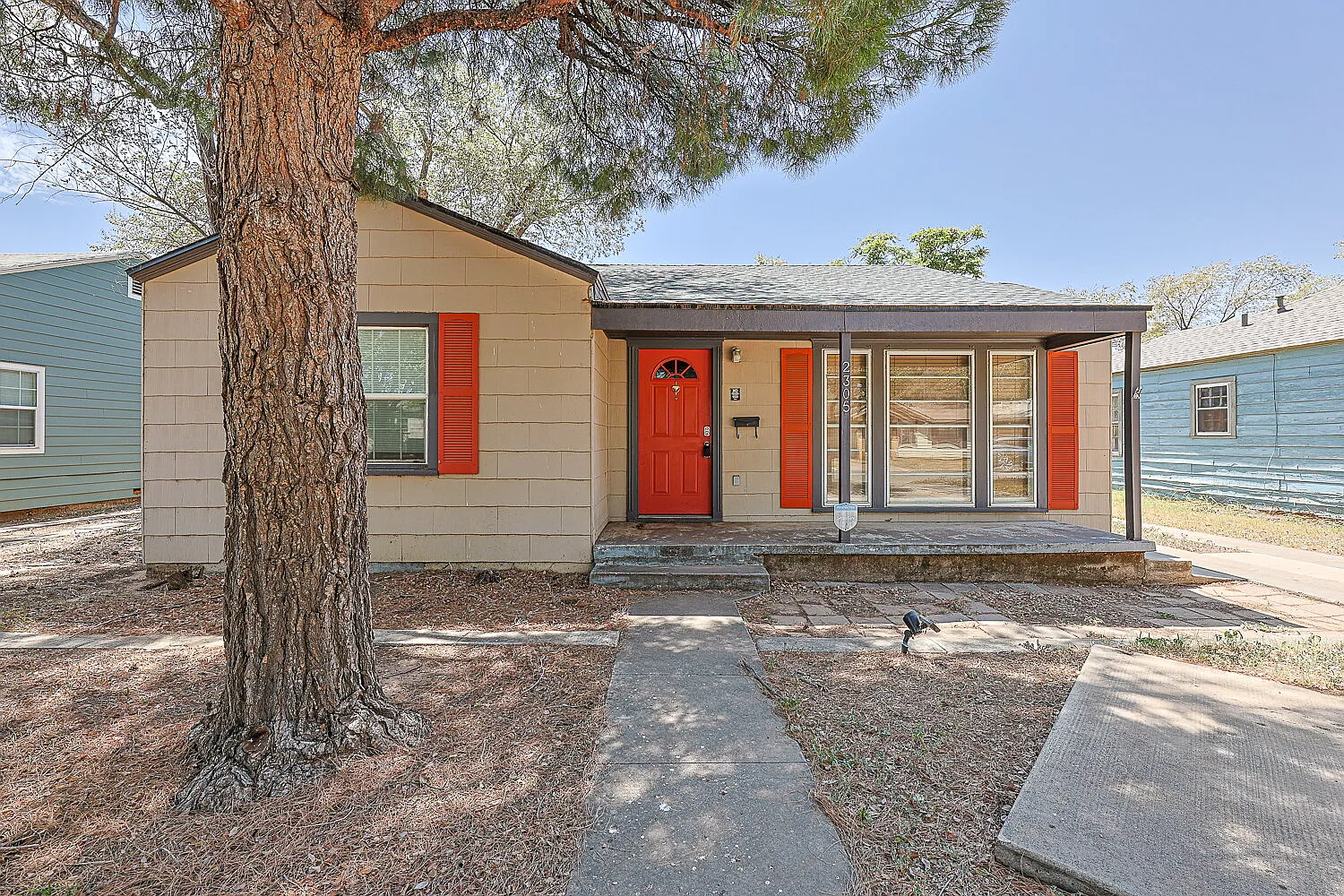 2 bed, 1.0 bath, 1186 sqft, $1,250 — Photo 1