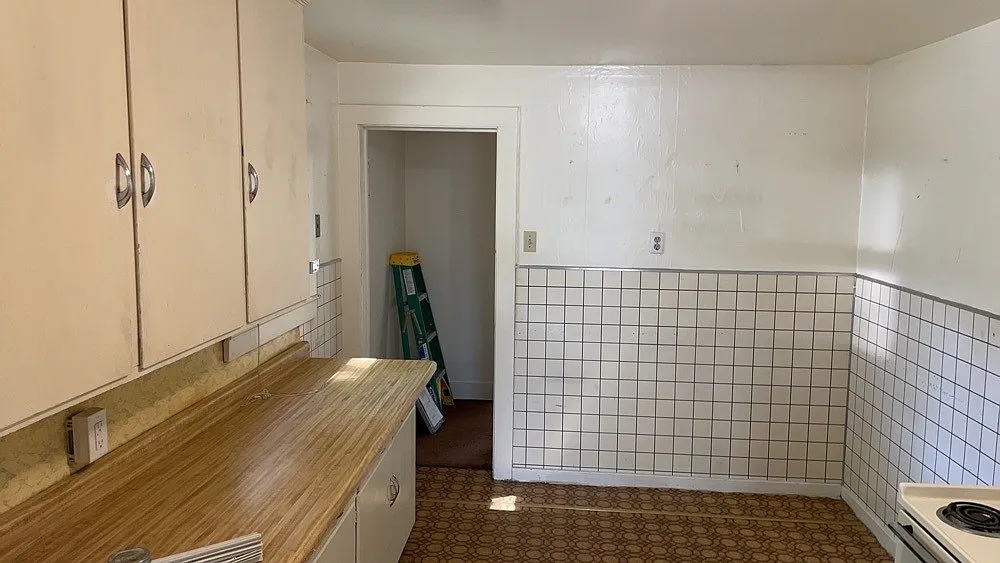 3 bed, 1064 sqft, $1,125 — Photo 4