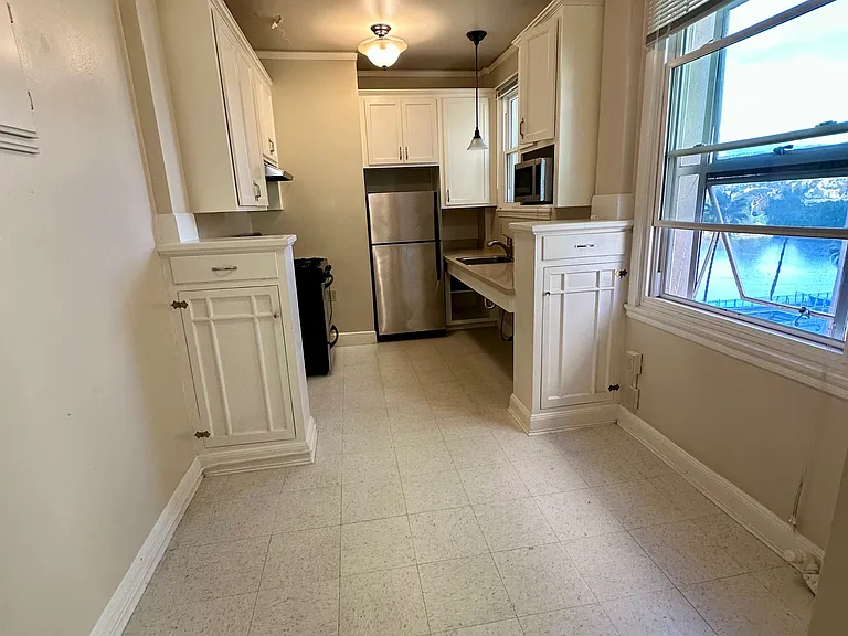 The Lake Merritt Apartments — Photo 32