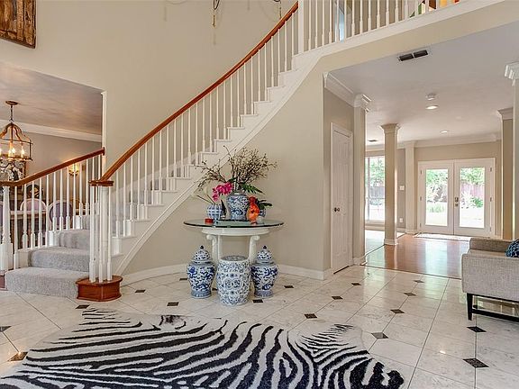 3rd image of 6709 E Park Dr