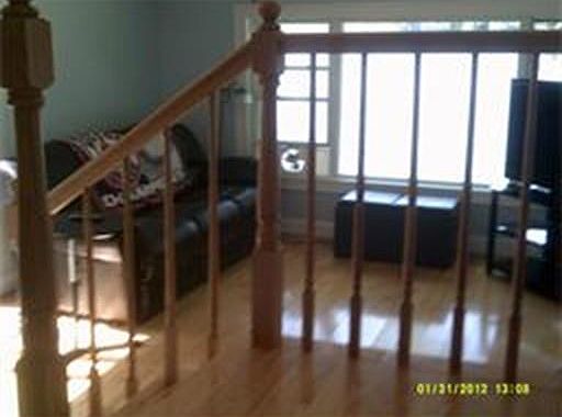 4th image of 105 Hackett Ave