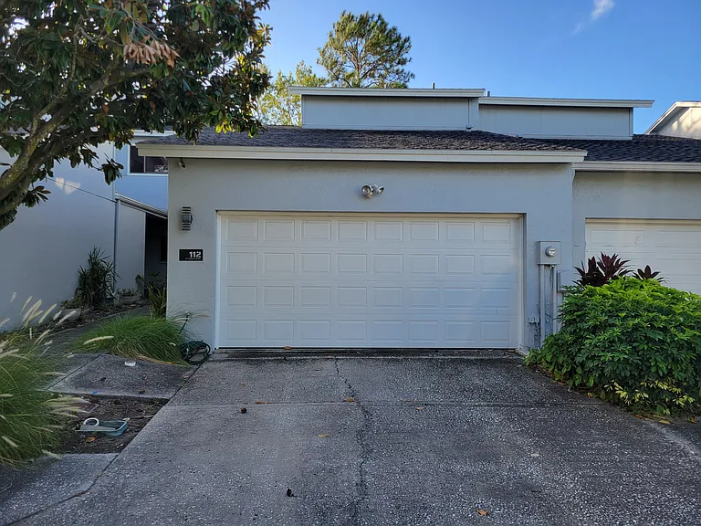 1112 W Targa Ct — Photo 1