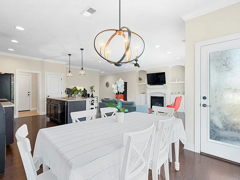 2716 E Millstone Dr — Photo 19