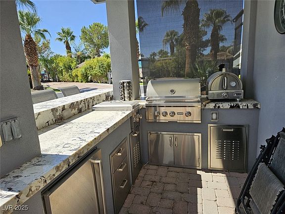 4th image of 8175 Arville St #247