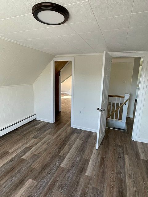 2nd image of 51 William St APT 3