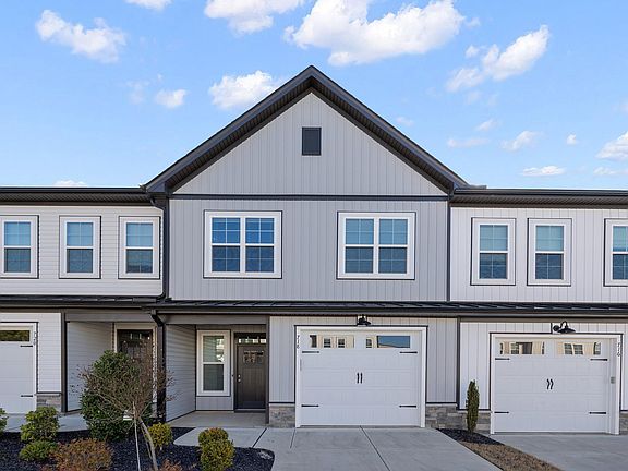 4th image of 718 Jamescroft Way
