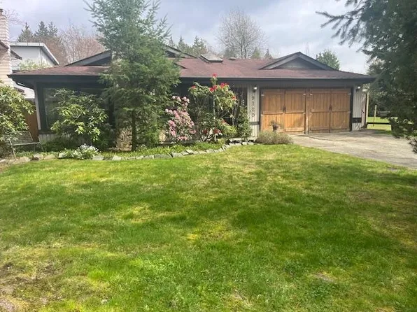 9120 145a St, Surrey, BC V3R 7L7