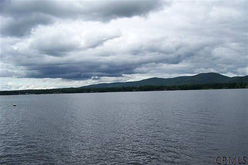 3rd image of 01 SEVEN HILLS Road