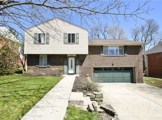 5940 Glen Hill Dr, Bethel Park, PA 15102