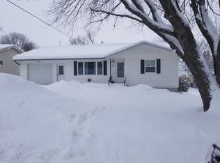 306 Hilltop Dr, Goodhue, MN 55027