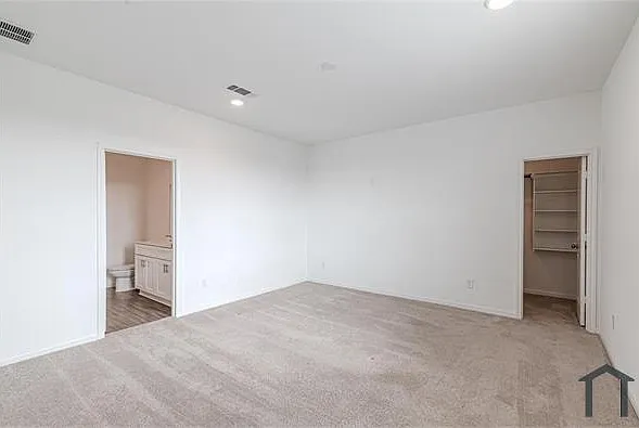 8123 Star Terrace Dr — Photo 10