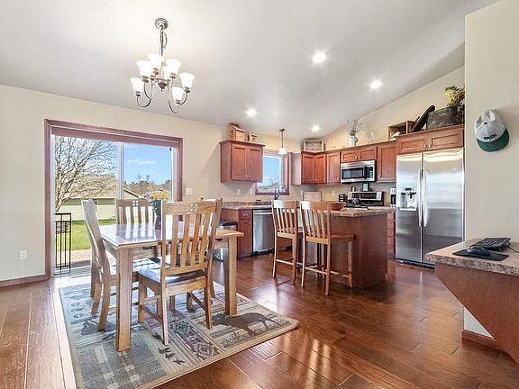 Kitchen/ Dining View 2