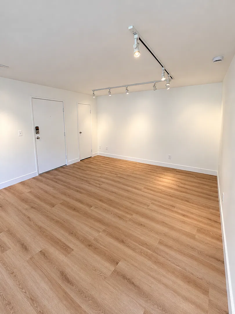 1600 Garden St — Photo 3