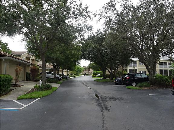 2nd image of 12131 Summergate Cir APT 201