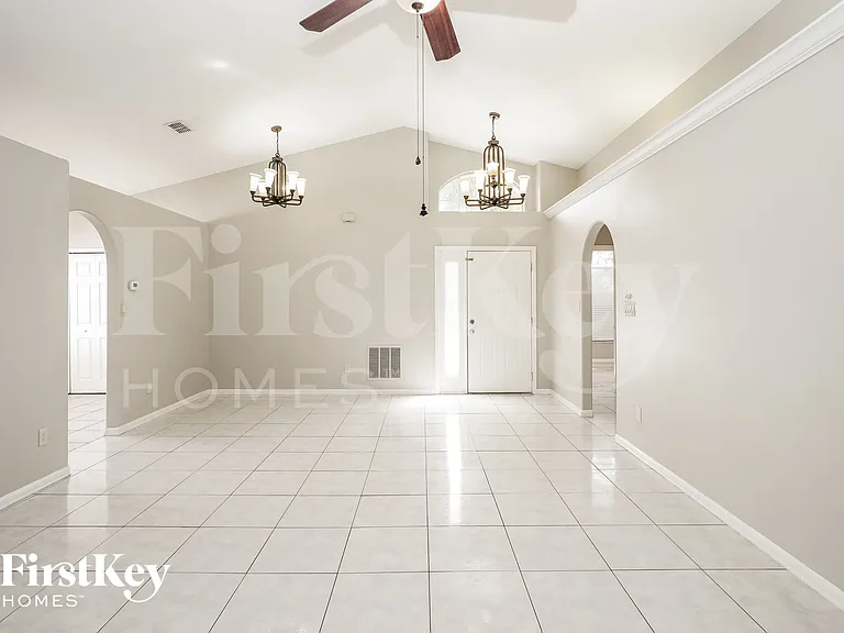 316 Fieldstream North Blvd — Photo 3