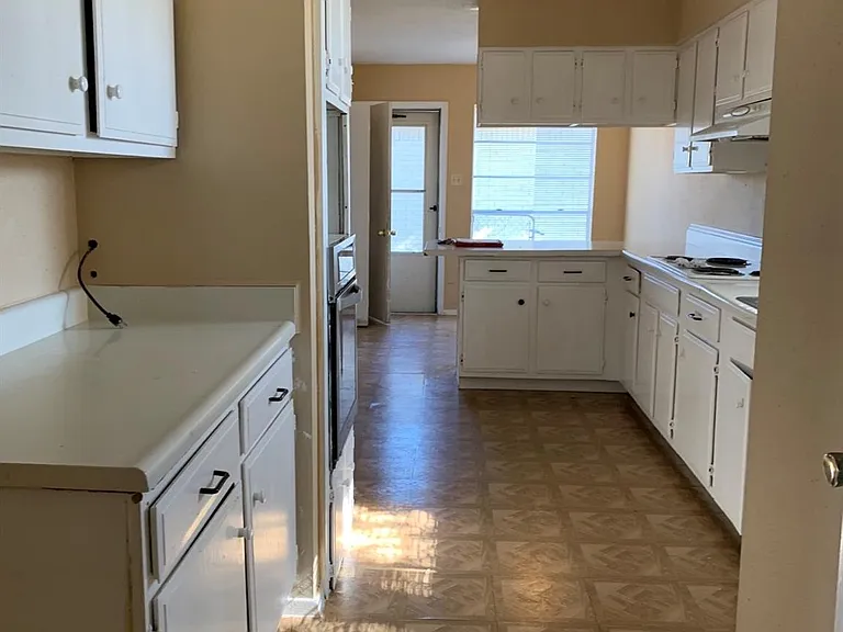 722 Stephanie Dr — Photo 17