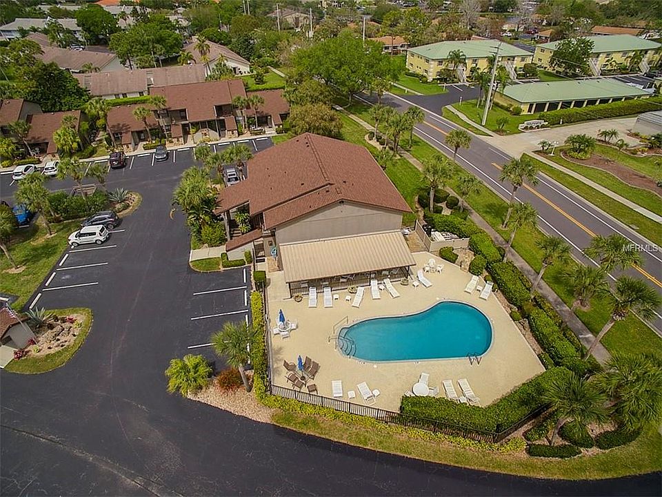 1st image of 935 Capri Isles Blvd APT 52