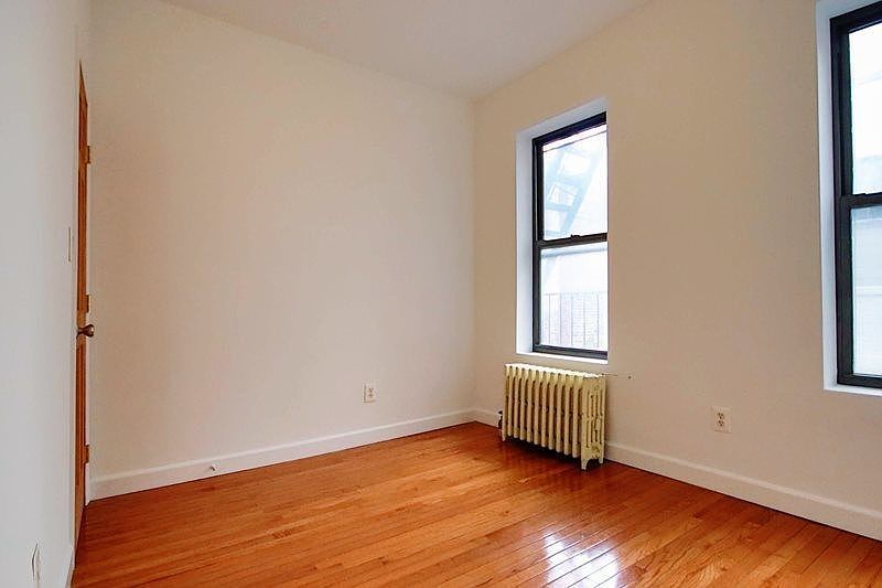 2nd image of 11 Jones St #I9