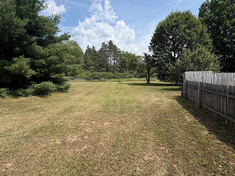 253 Bendon Rd — Photo 17