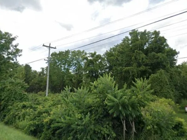 Royalton Center Rd, Middleport, NY 14105