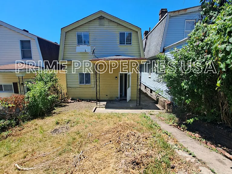 205 Dengler St — Photo 13