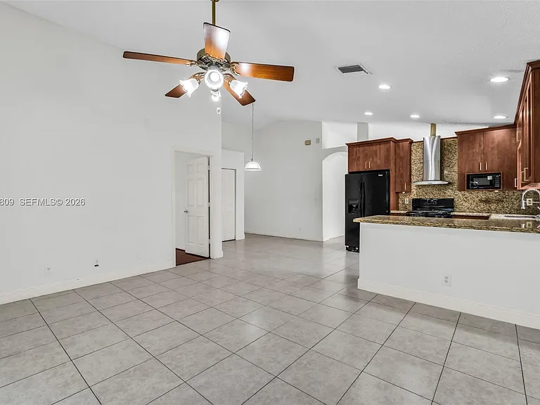 2230 NW 145th Ave — Photo 14