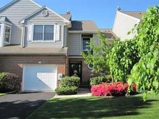 1st image of 78 Kent Dr