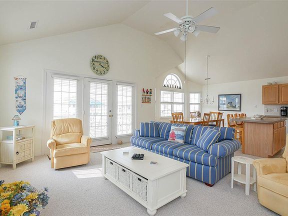2nd image of 3115 Simpson Ave #2