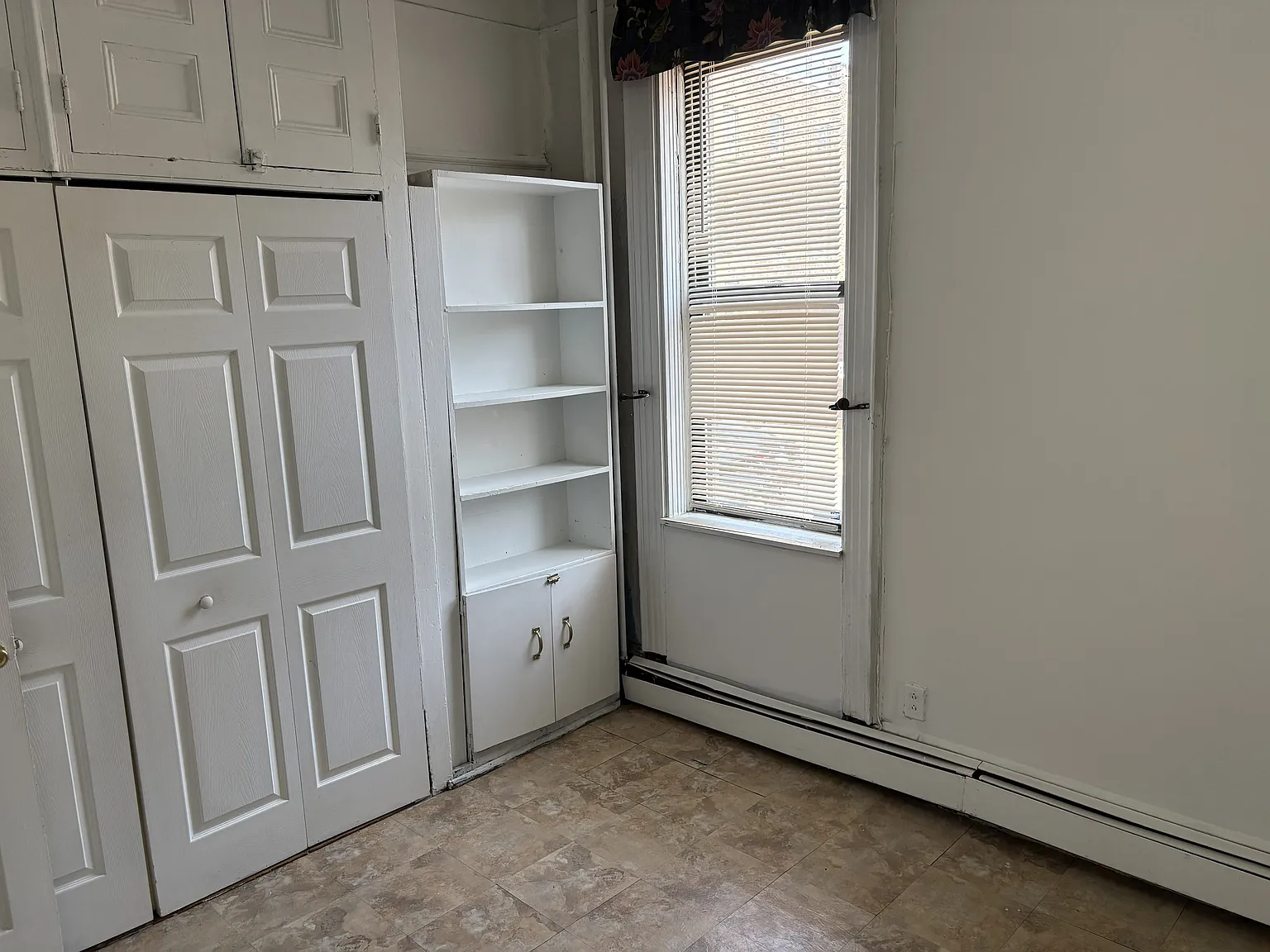 2 bed, $2,117 — Photo 4