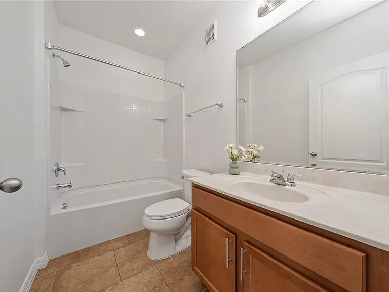 2148 Betsy Ross Ln #2148 — Photo 28