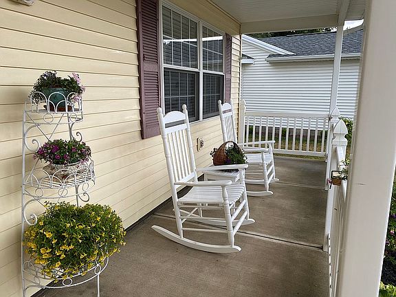 Spacious front porch