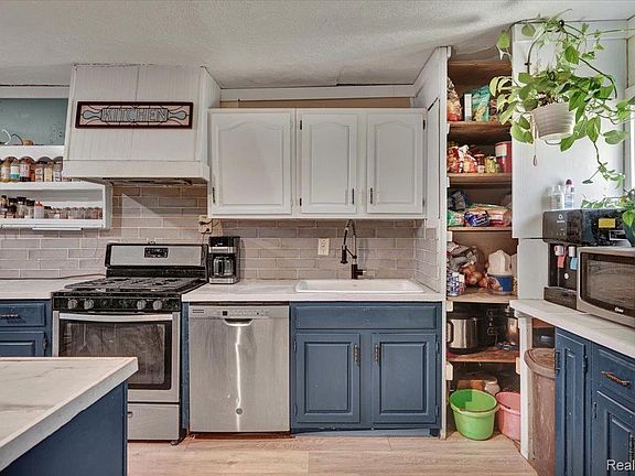 2nd image of 4264 Branch Rd