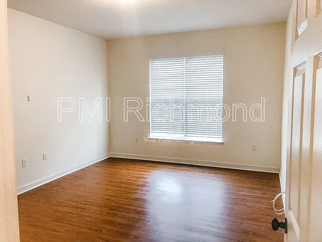 4707 Brydes Ln — Photo 8