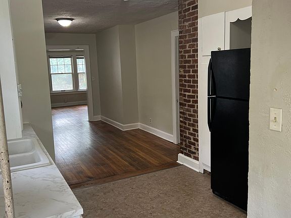 5th image of 5012 Tracy Ave #A/b