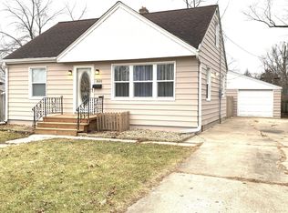 1820 Glenwood Ave, Rockford, IL 61103